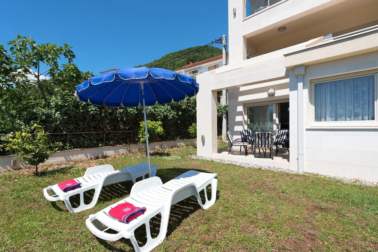 Apartments Villa Adriatic Tivat Exterior foto